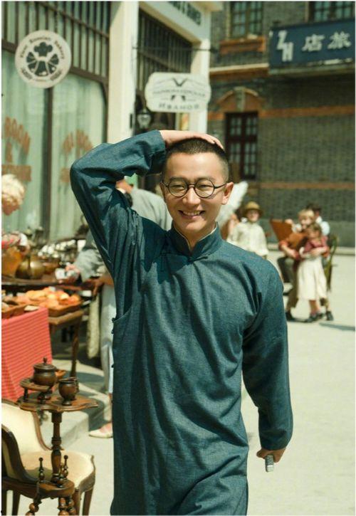 吃瓜爆料黃磊學(xué)生